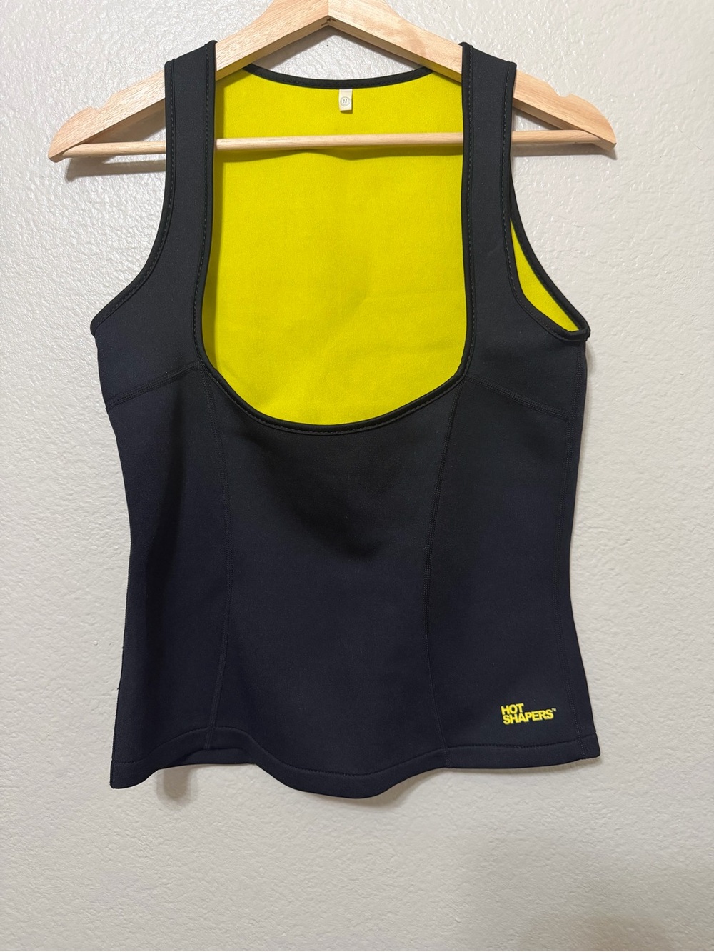 Hot Shapers Women's Black/Neon Yellow Sculpting Tank Size M Sauna/ Working out